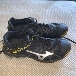 Volleyball shoes